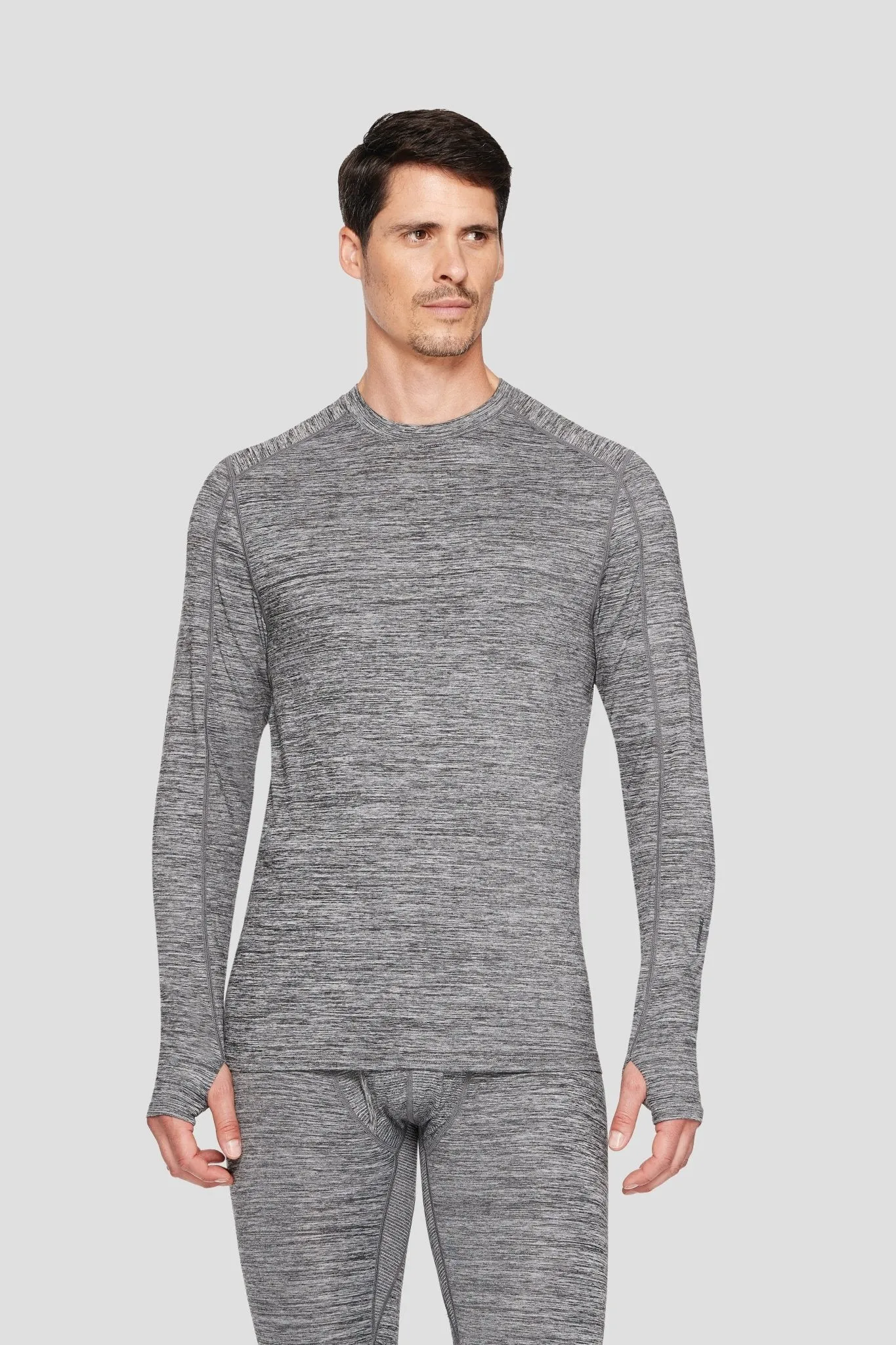 2.0 Men's Thermolator® Midweight Performance Baselayer Crew Top