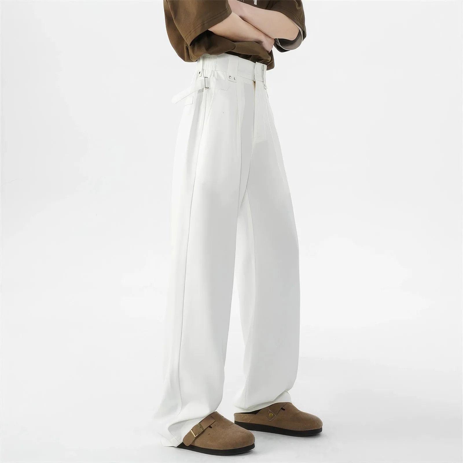 Belted Pleated Lightweight Trousers with Side Pockets