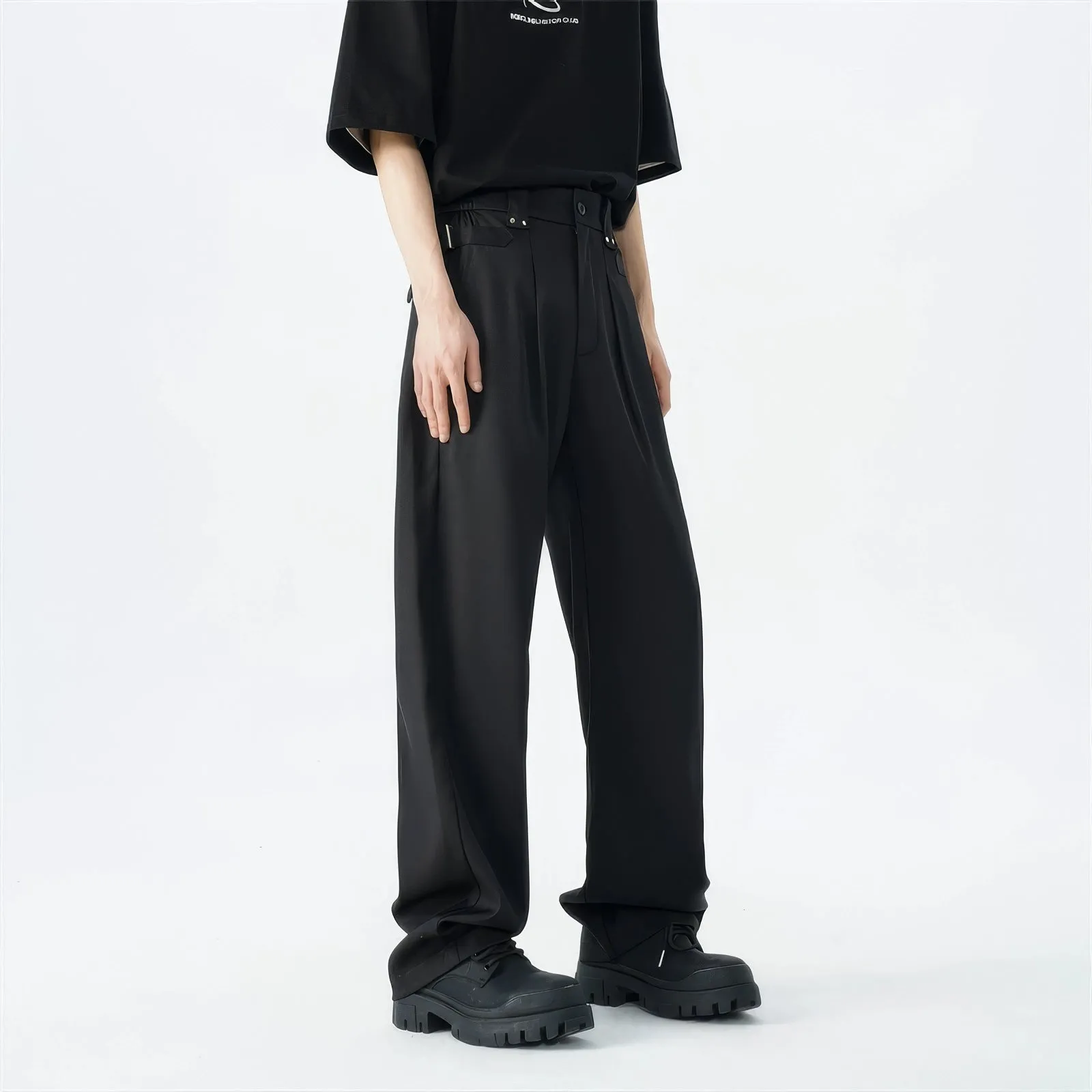 Belted Pleated Lightweight Trousers with Side Pockets