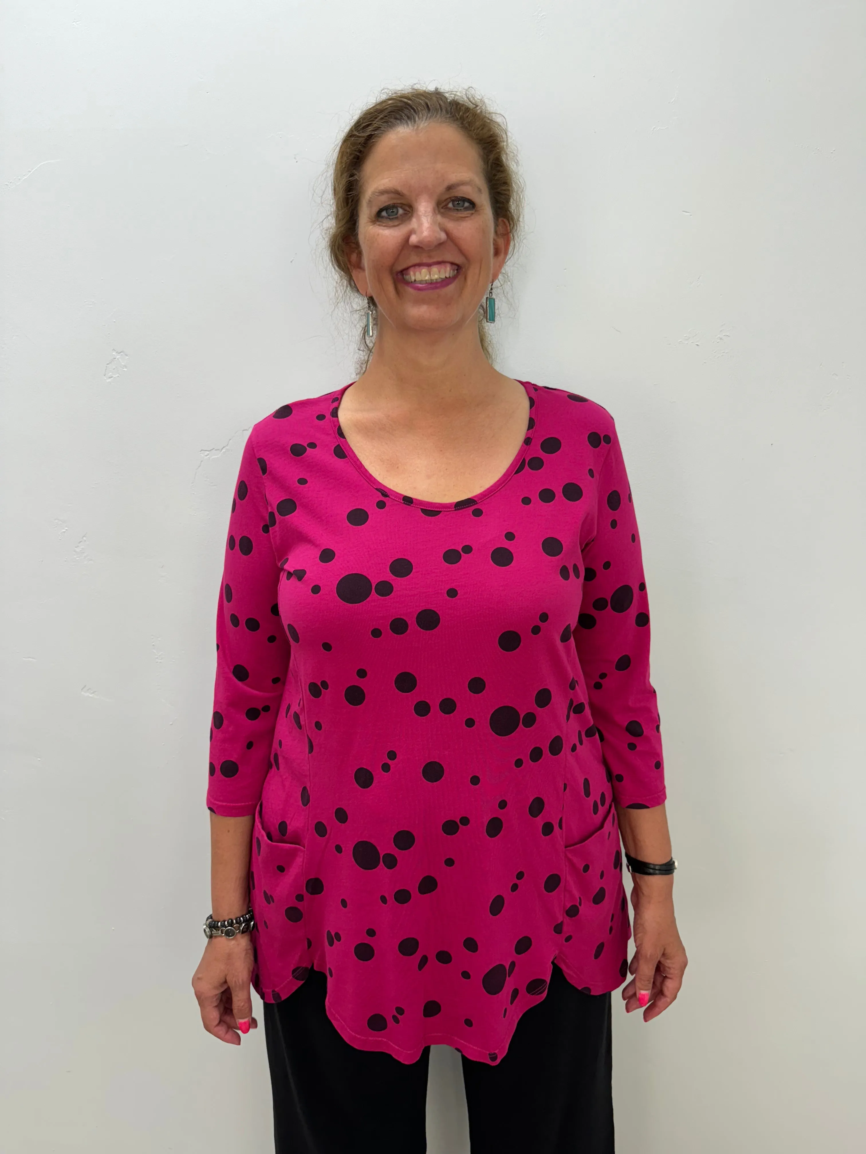 Cerise Pink Polka Dot 3/4 Sleeve Scallop Tunic