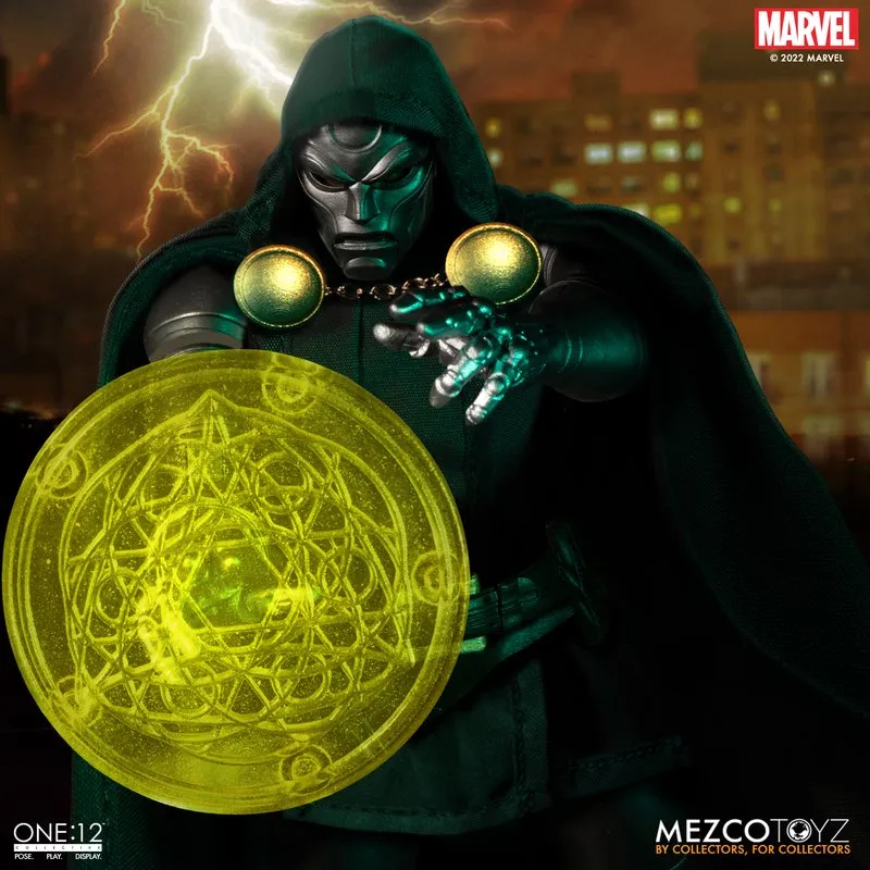 Mezco Toys ONE:12 Collective -  Marvel Universe Doctor Doom