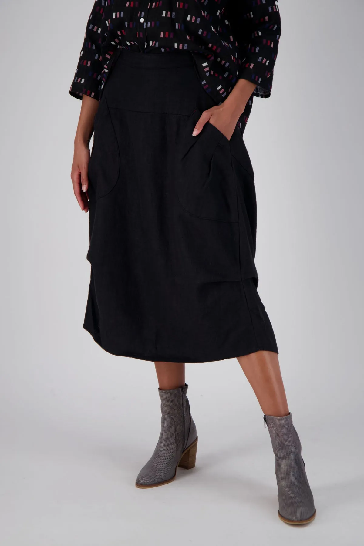 Milwaukee Fiesta Skirt Black in Slub Linen | Pre-Order (S)