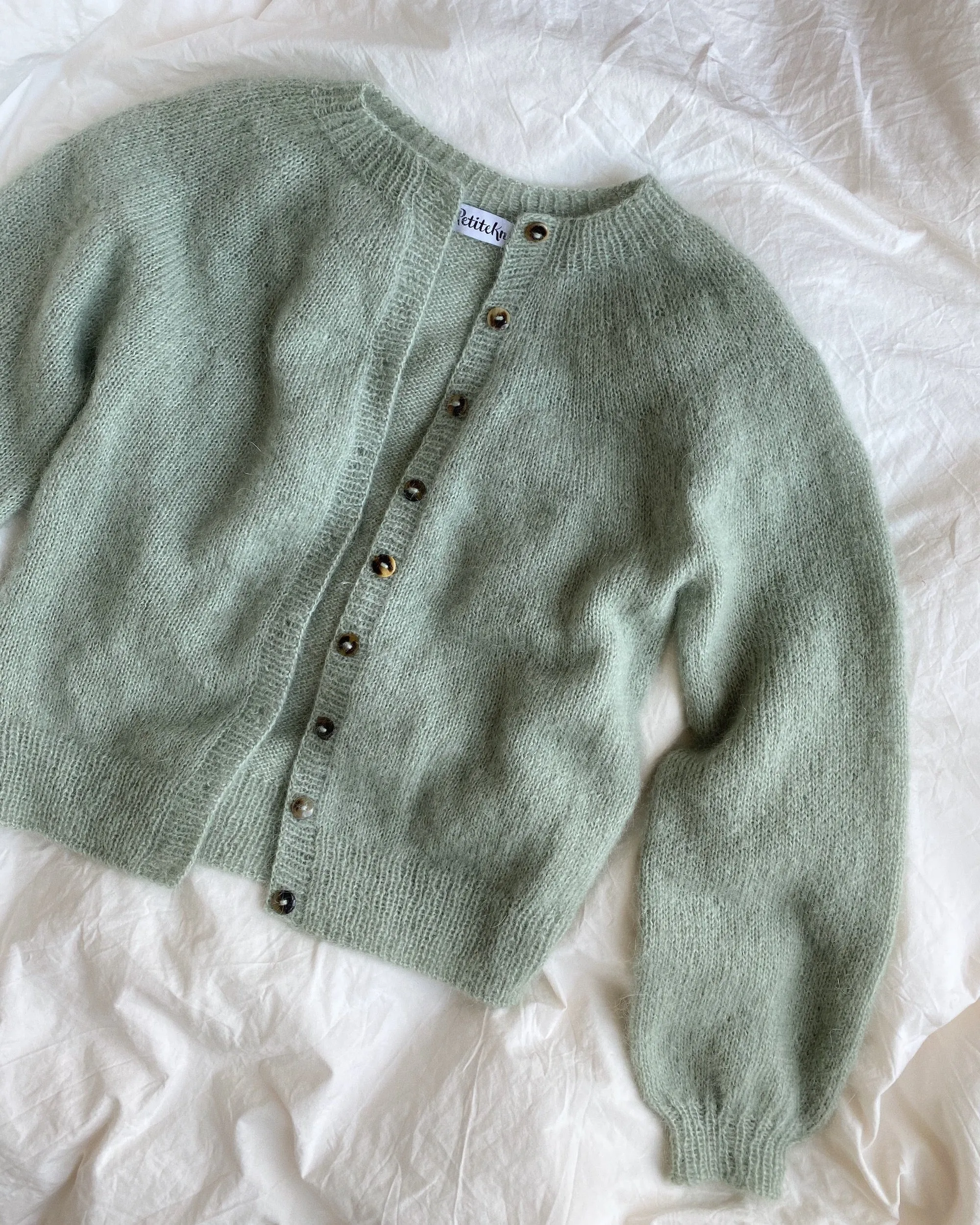 Novice Cardigan - Mohair Edition - Revendeur