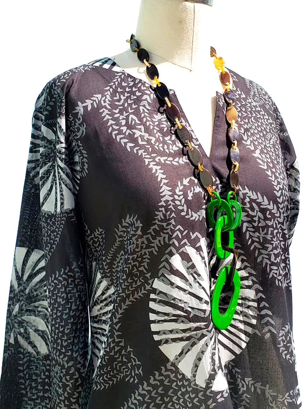 Raja Cotton Tunic Sanddollar Batik Black